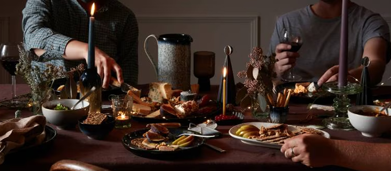 A clear Thanksgiving planning checklist to guide your menu choices and grocery list.